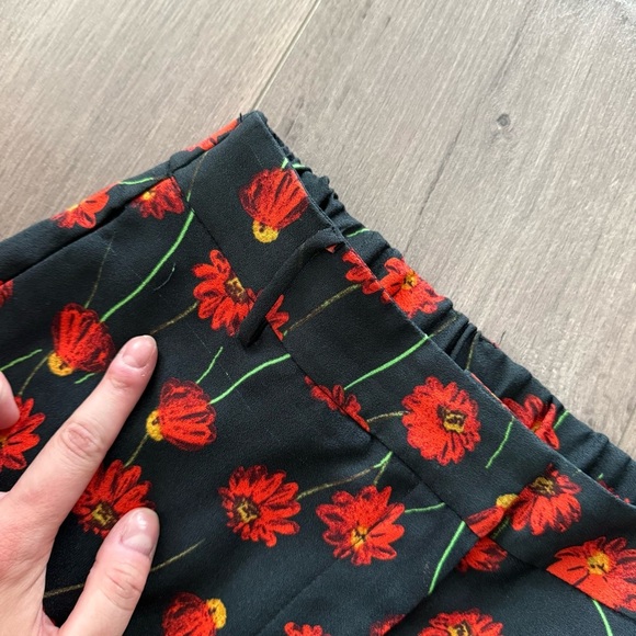H&M Red Poppies Floral High Waist Straight Leg Trouser Pants - Picture 3 of 7